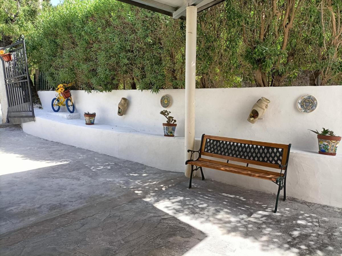 Appartement La Casetta Nel Bosco à Calatafimi-Segesta Extérieur photo